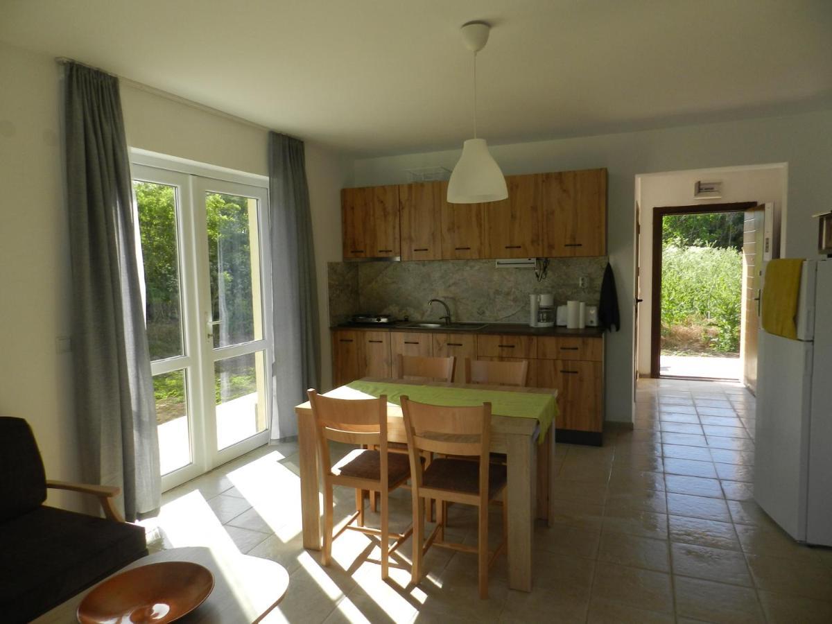 Villa Campo Ezerets Extérieur photo